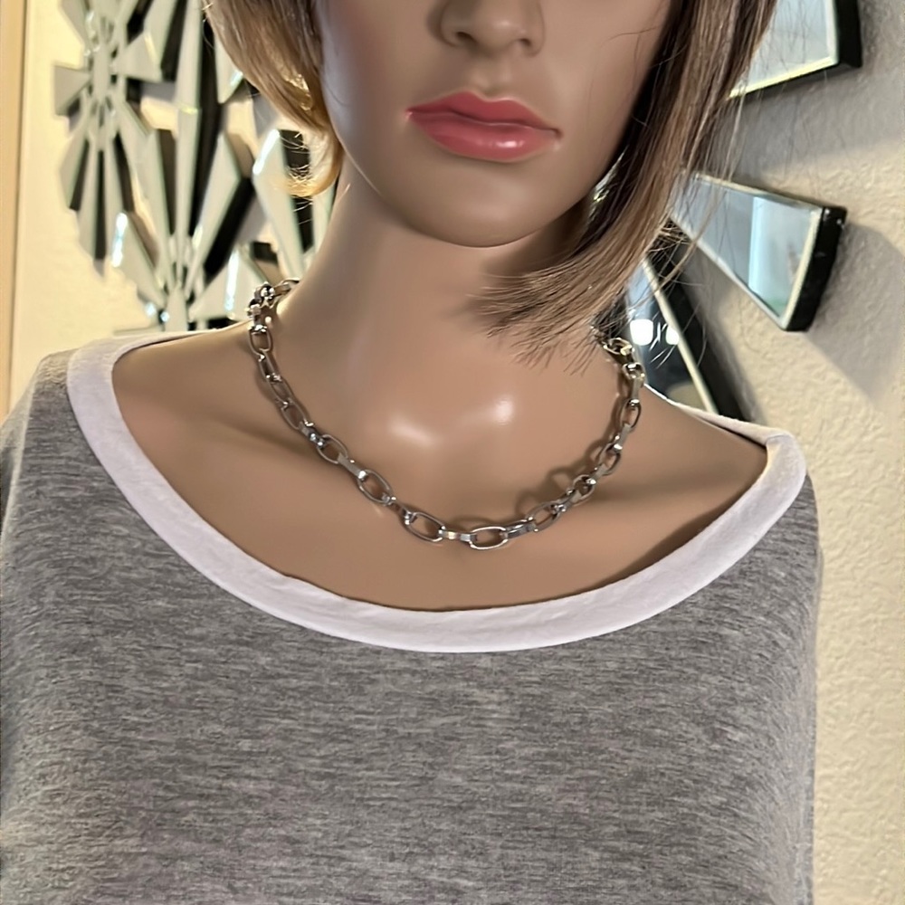 (Atticute) ladies, long sleeve tops sizeXS in light gray